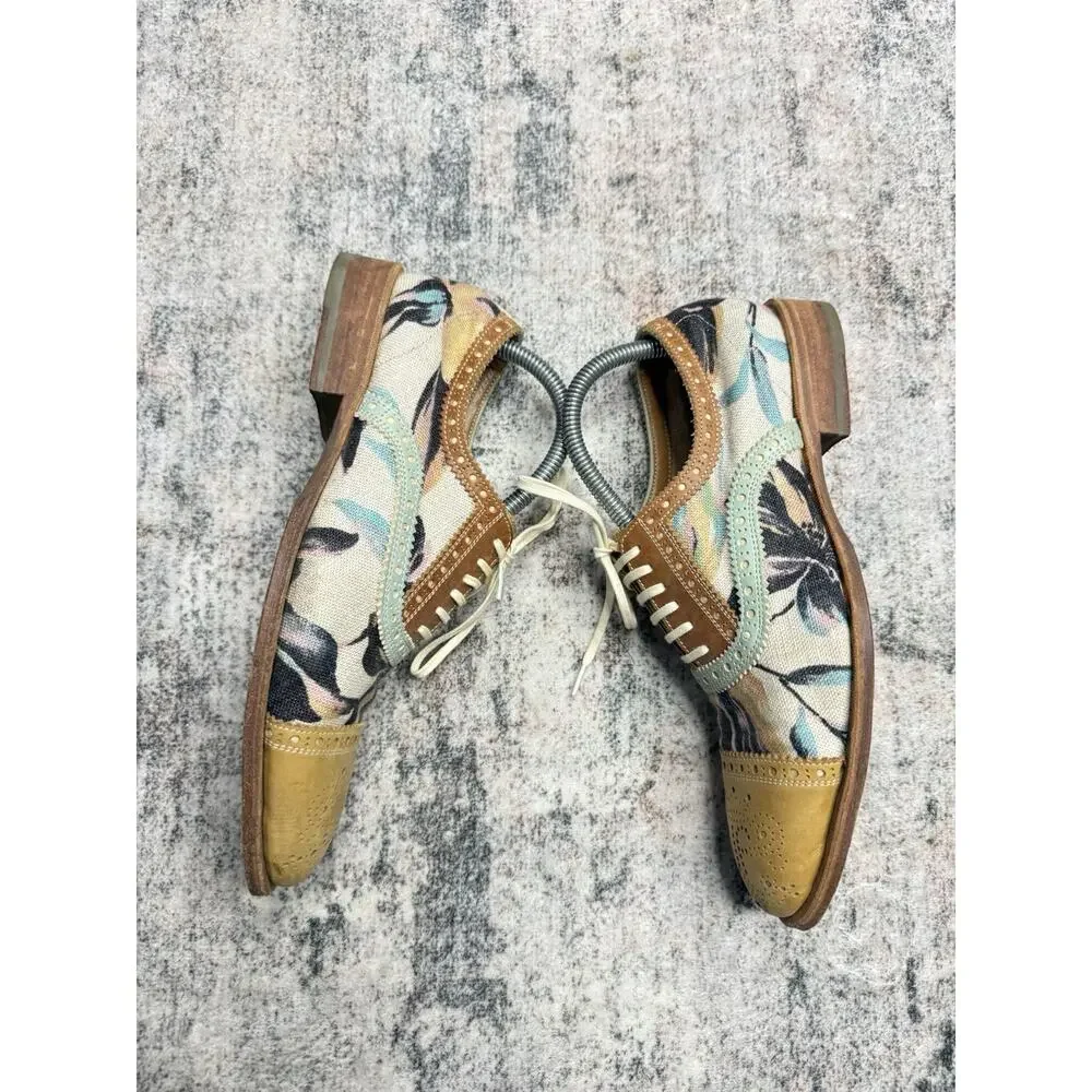 John Fluevog product pair